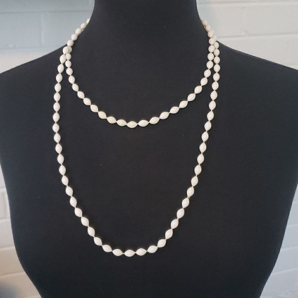 Vintage White Beaded Necklace